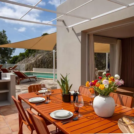 Mimosa, Climatisee Avec Piscine Et Vue Pour 10 Personnes A