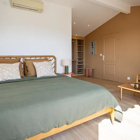 Mimosa, Climatisee Avec Piscine Et Vue Pour 10 Personnes A